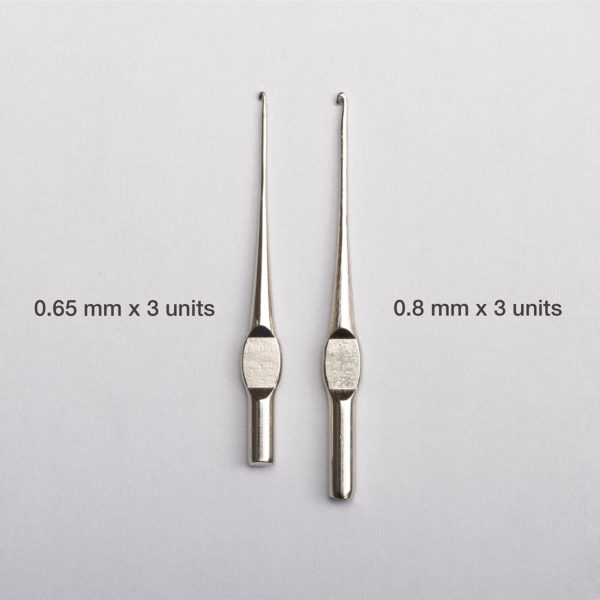 Comparison of the two Klixer® tip sizes to make dreadlocks